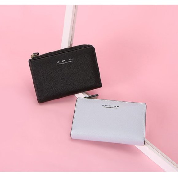 Minimalist Contemporary Small Wallet for Women - Picture 2 of 16